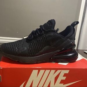 Air max 270 black size:7